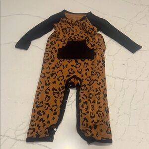 Kyte BABY Leopard Print Footie with Black Sleeves